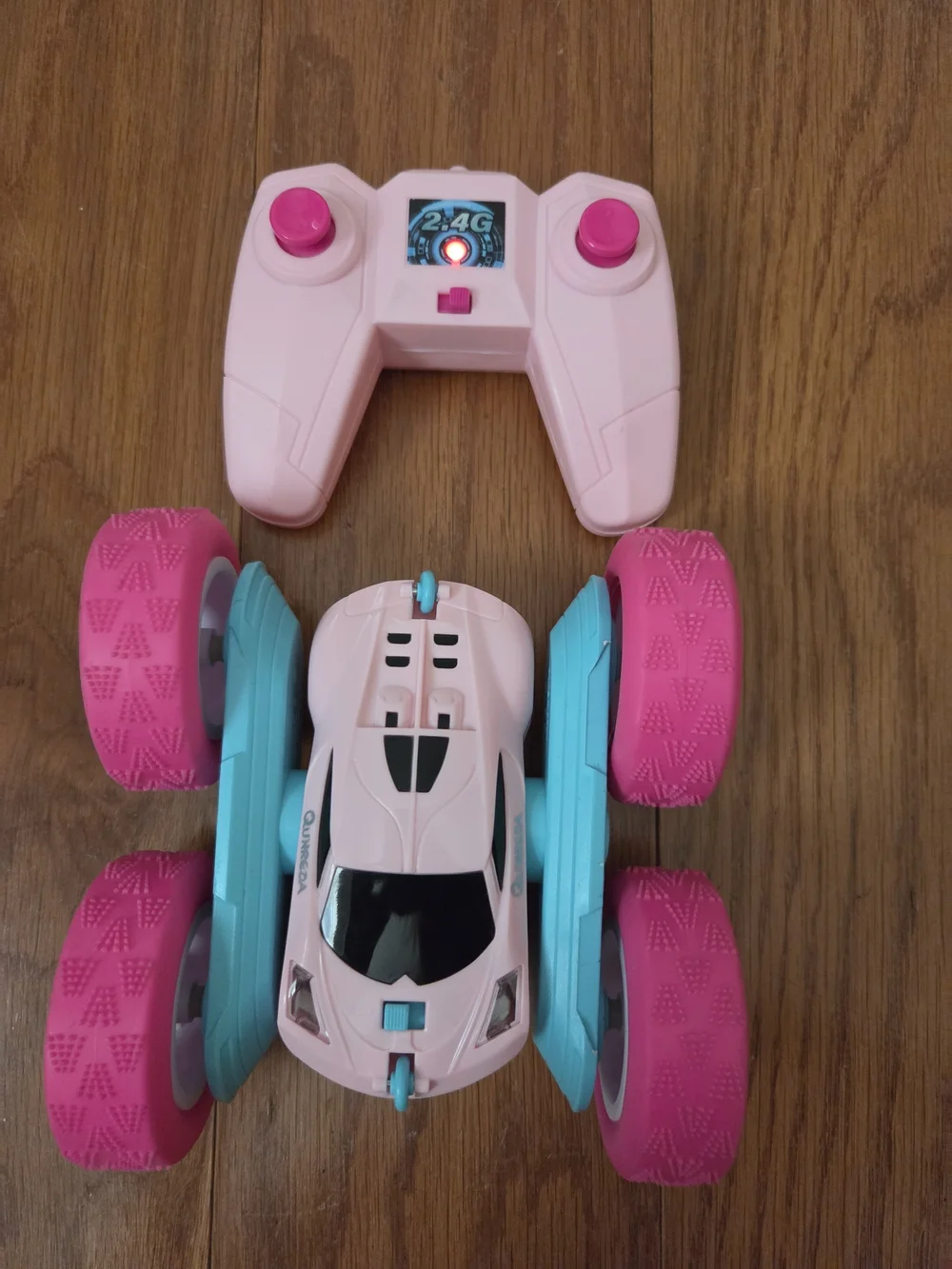 360 Stunt Rotating Remote Control Stunt Car - Kids Toy